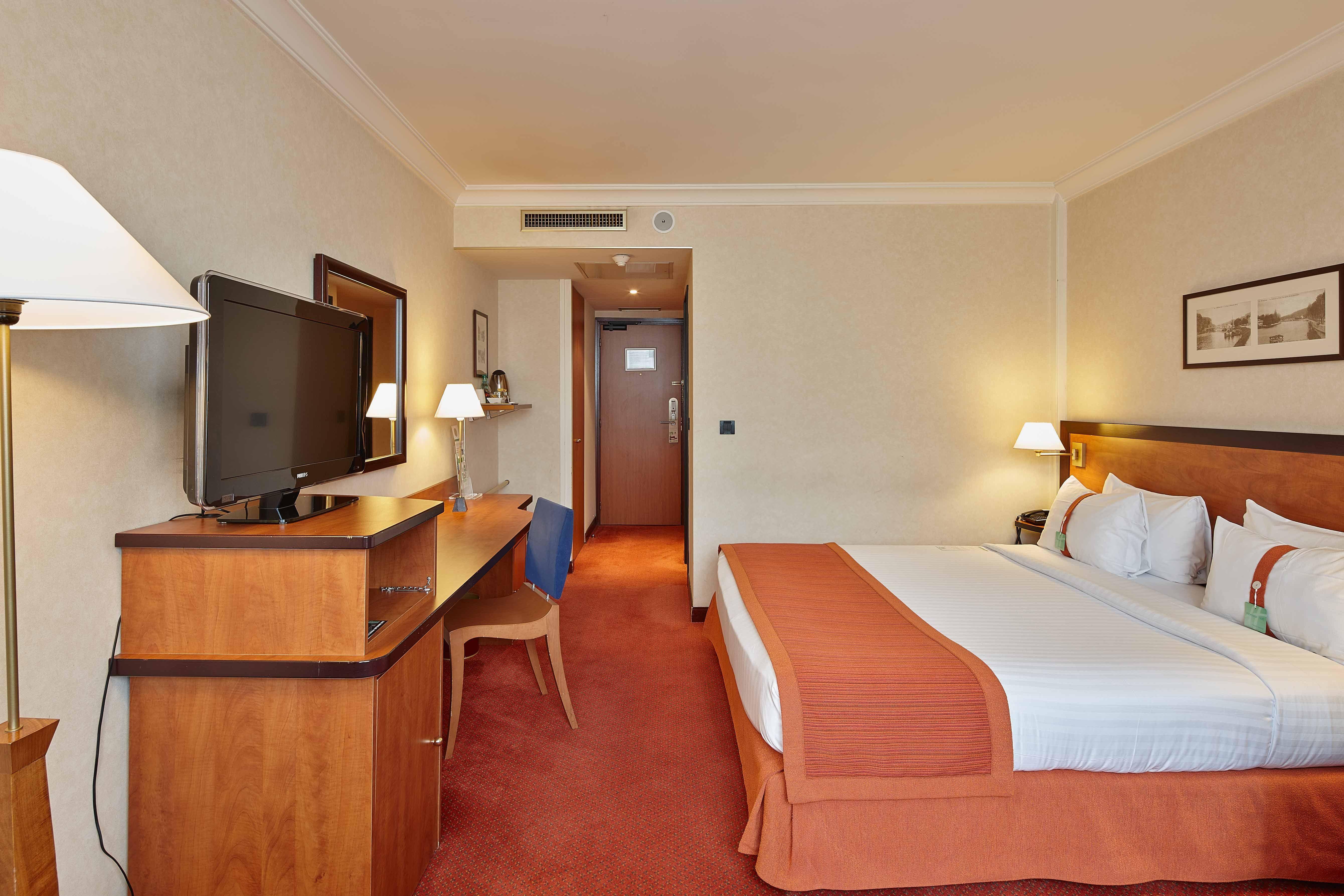 Doubletree By Hilton Paris 4*