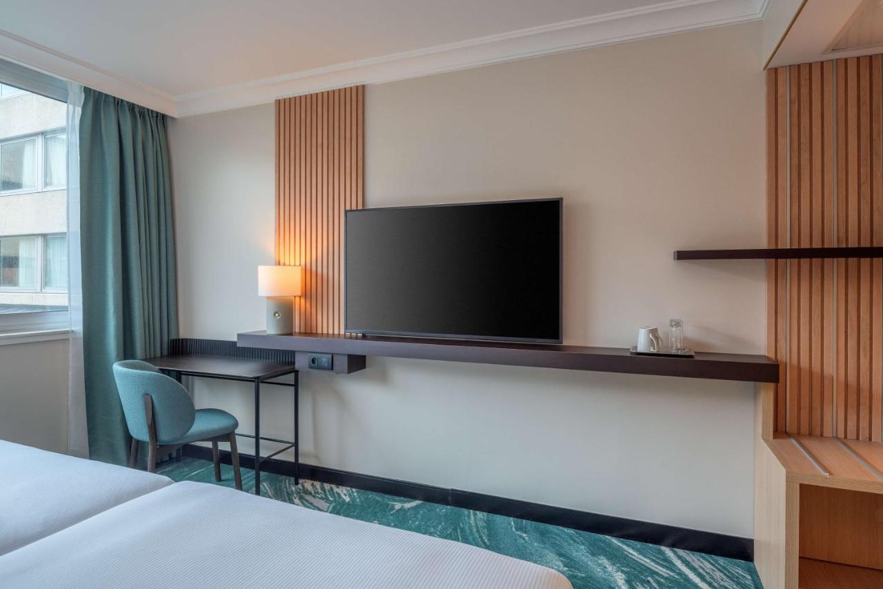 Doubletree By Hilton Paris