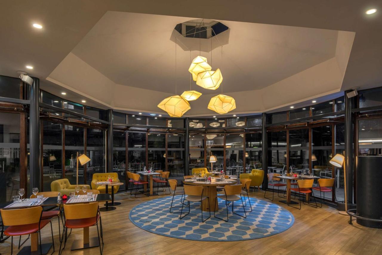 Doubletree By Hilton Paris Hotel